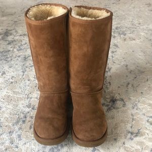 Ugg Classic Tall boot